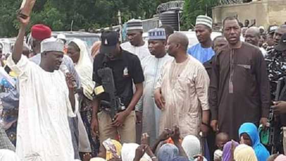 Ziyarar Zulum a Diffa: 'Yan IDP 20 sun mutu yayin turereniyar karbar abinci da kudi