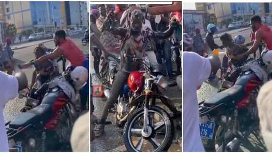 Bidiyo: Ƴan achaɓa sun ritsa abokin aikinsu da yayi shekara 3 bai yi wanka ba, sun masa wanka a titi