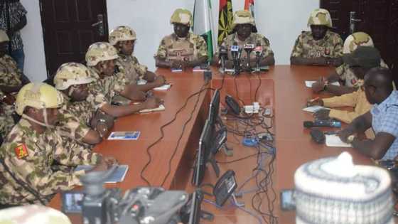 PDP na adawa da yadda aka sako sojoji daga barikoki jahohi don 'Operation Rawar Macijiya-Kaasa