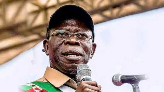 2023: Tinubu bashi da hannu a halin da gwamnatin Buhari ke ciki, Oshiomhole
