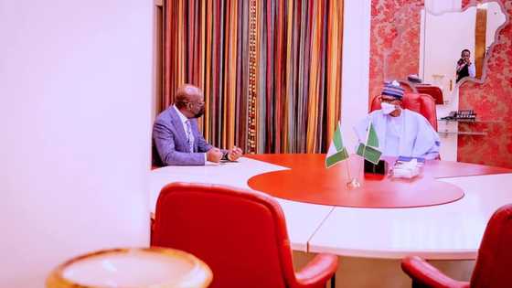 Gwamnan PDP Ya Soki CBN, Ya Fadi Dalilin Canza N200, N500 da N1000 Daf da Zabe