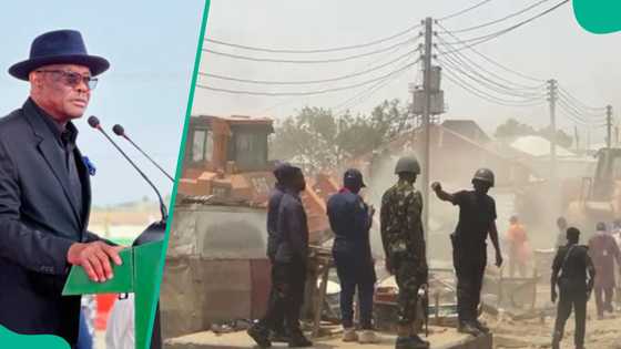 "Mun ba ku lokaci," An tura motocin buldoza, sun rusa gidajen mutane da azumi a Abuja