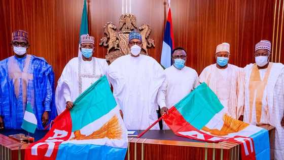 Gwamnonin PDP: Buhari ya mayar da fadar shugaban kasa sakateriyar APC
