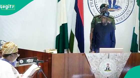 Magana ta kare, Tinubu ya rantsar da sabon shugaban hukumar zaben Najeriya