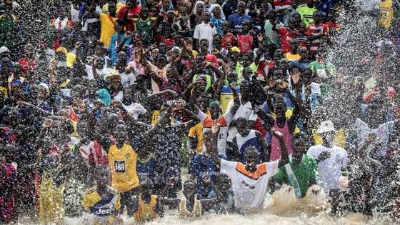 Senegalese pirogue race a day of friendly feuds -- and fun