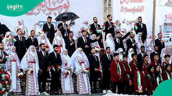 An barke da farin ciki a Gaza yayin da Falasdinawa 54 suka daura aure