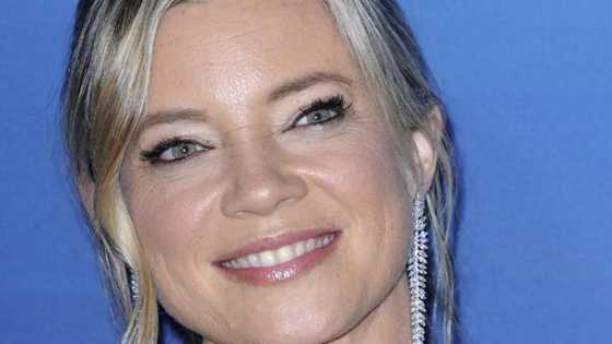 Top facts about Amy Smart: Her age, height, career, and husband