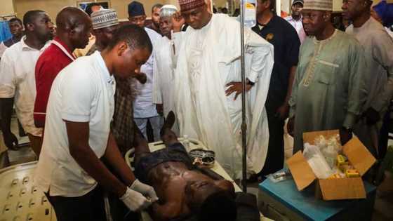 Yan iska sun kai hari yankin gidan iyalan Saraki, sun raunata mutum 11