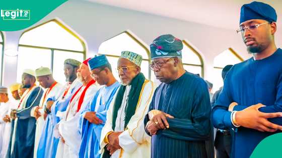 Bola Tinubu ya yi sallar Juma'a tare da manyan malaman Tijjaniyya, an ji abin da suka tattauna
