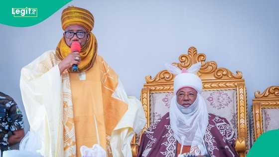 Gwamnan Bauchi ya yi wa masu suka martani kan nada dan uwansa sarki