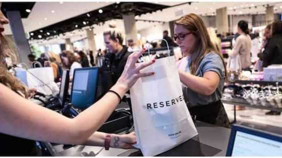 Labarin biloniya mai shekara 60 wanda ya tara sama da N380b kuma yake yawo a keke