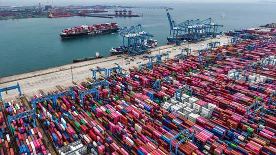 China's economic growth slows amid sputtering domestic demand