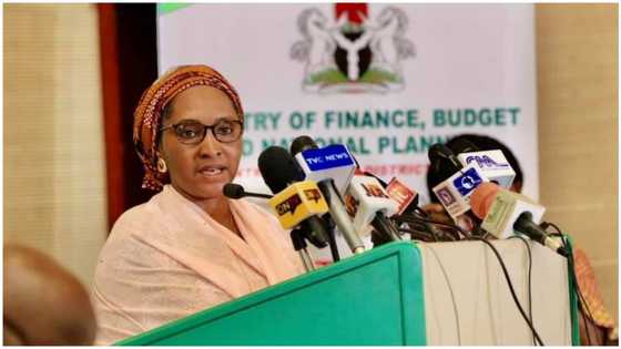 Da Duminsa: FG Ta Nisanta Kanta da Batun Sauya Wasu Takardun Naira