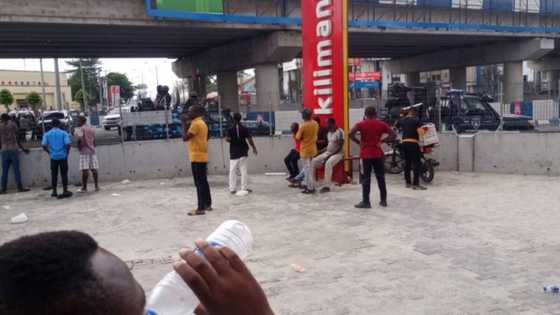 Rikicin siyasa: 'Yan APC da PDP sun kaure da kazamar fada a wata jiha, an harbi wani