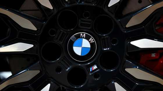 BMW recalls 1.5 mn cars over bad brake, cuts outlook