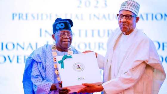 "Najeriya Zata Ƙara Bunkasa," Shugaba Buhari Ya Faɗa Wa Tinubu Wasu Kalamai Masu Kyau