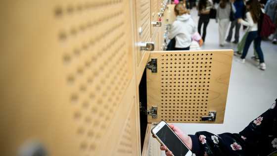 EU grills Apple, Snapchat, YouTube over risks to children