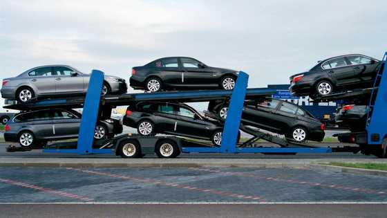 Prices of imported vehicles change as Customs adjusts exchange rates; imports rise by 226.4 per cent