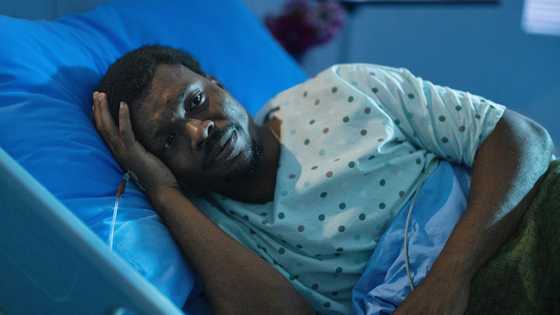 My Father Abandoned Me for Years — Now He’s Dying, I Read His Journal but Refused to Forgive