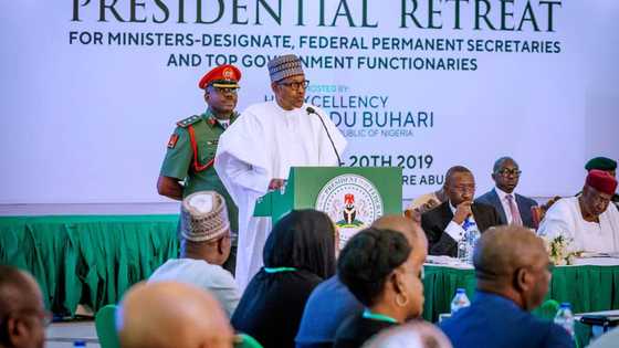 Shehi ya ambaci mutumin kirki a APC da ya fi Buhari dacewa da mulkin kasa