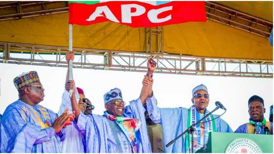 2023 presidency: Buhari leads as APC takes campaign to powerful northern state, details emerge