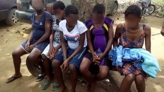 An bankado wani gidan da aka ajiye 'yan mata masu kananan shekaru ana bawa gardawa suna zina da su