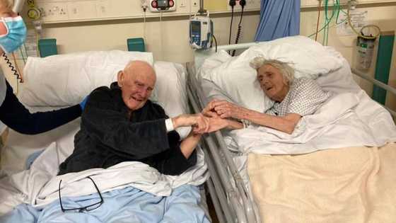 Tears as couple who have been married for 70 years die of COVID-19