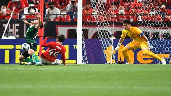 Japan's Urawa win penalty thriller to reach AFC final
