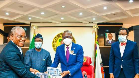 BREAKING: Sanwo-Olu receives panel report on Ikoyi building collapse