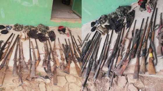 19 locally-made rifles, 1 pistol and sophisticated weapons recovered as soldiers clash with bandits in Benue (photos)