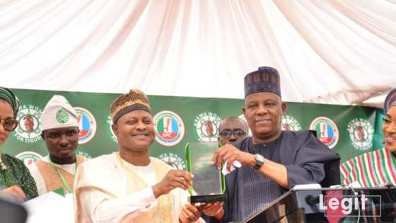 Sauya Sheka: Bola Tinubu da Uba Sani Sun Samu Gagarumin Goyon Baya Daga Mambobin PDP a Kaduna