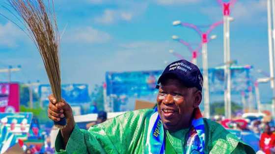 Muhimman Abubuwan Sani 7 Dangane Da Abdullahi Umar Ganduje, Sabon Shugaban APC Na Kasa