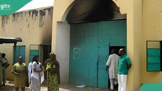 Tension as 16 inmates attack warders, escape from Keffi prison