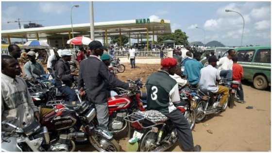 Motorists groan, scarcity persists as petrol sells N600 per litre in Abuja