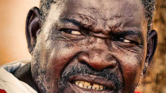 My bro and I became guardians of 3 siblings after mom died – 5 years later dad stormed in: "Get out’'