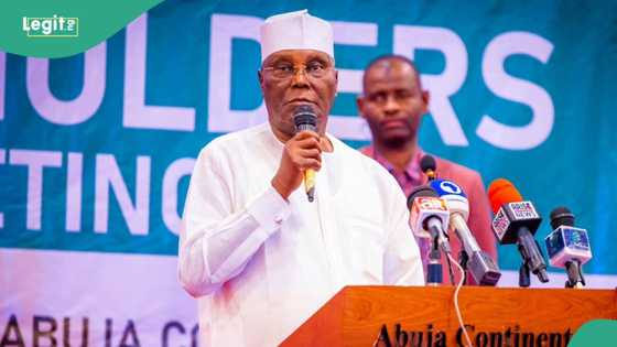 Ambaliyar ruwa: Atiku ya ziyarci Maiduguri, ya ba da gagarumar gudunmawa