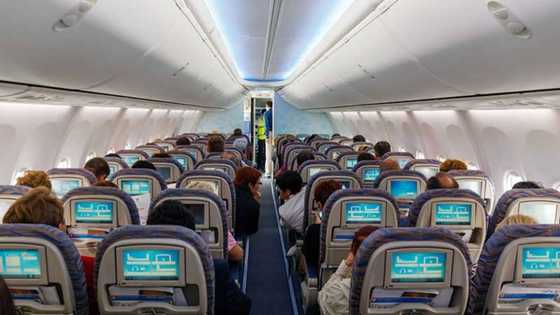 Duk wanda yayi atishawa cikin jirginmu kawai zamu daukeshi mai Korona - Aero