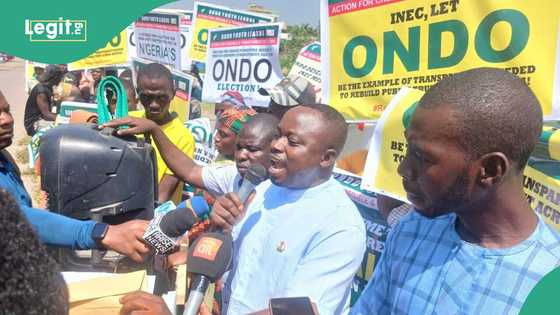 Ondo guber: Youths take protest to INEC headquarters, make demand, video trends