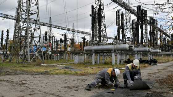 Power workers struggle to keep Ukraine's energy on stream