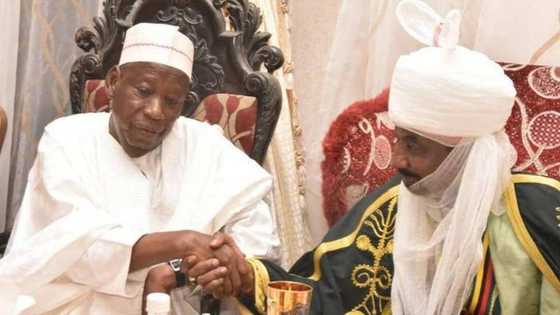 Gwamna Ganduje ya baiwa Sarkin Kano sabon umarni game da manyan fadawarsa
