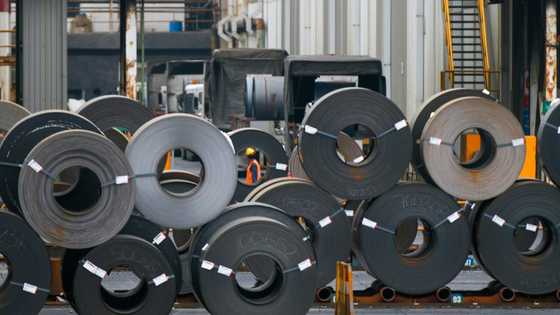 Most Asian stocks drop as Trump trade policy sows uncertainty