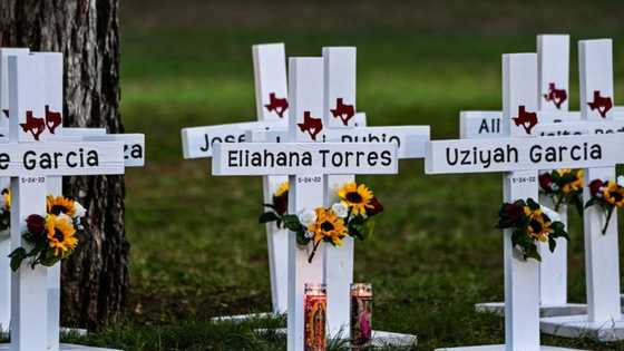 Report finds 'lackadaisical' police response to Texas school shooting