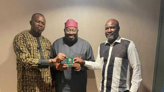 Former presidential candidate joins PDP ahead of 2023, apologises for supporting Buhari, Nigerians react