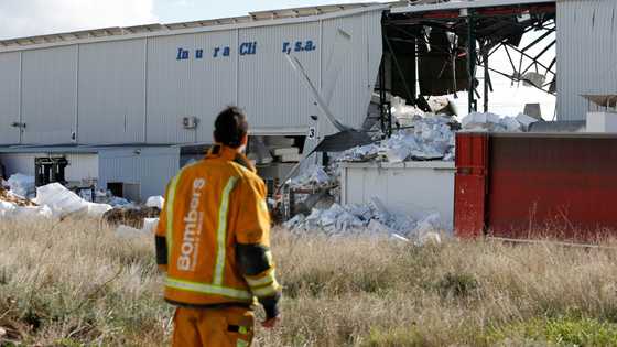 Spain factory explosion kills three, injures seven
