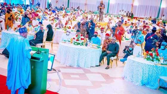 Abin da Buhari ya fadawa ‘Yan Majalisa yayin da ya shirya masu liyafa ta musamman a Aso Villa