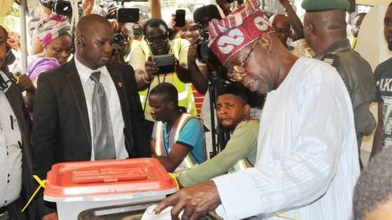 Lagos state should be "O Tope” not "O Toge” - Tinubu suggests