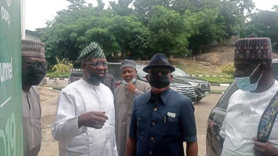 Neman mafita: Secondus ya dira gidan Obasanjo yayin da rikicin PDP ya tsananta