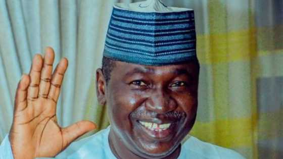 Yanzu: Shugaban PDP na wata jiha a Arewa ya yanki jiki ya fadi matacce ana tsaka da taro