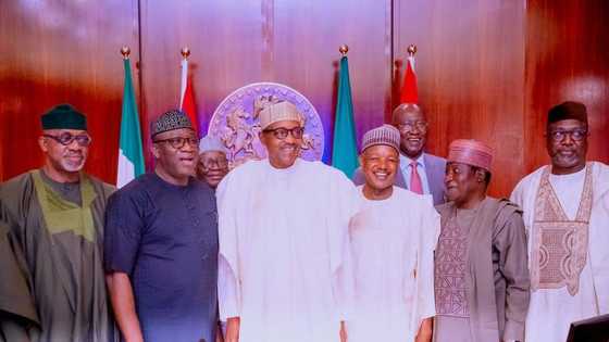 Yanzu-Yanzu: Shugaba Buhari Ya Sa Labule da Wasu Gwamnoni a Aso Rock, Hotuna