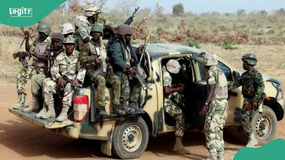 'Yan bindiga sun shiga uku a Najeriya, dakarun sojoji sun hallaka sama da 350